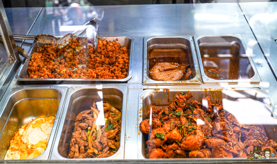 小南便當 獨家 小南老蘇便當 興中店 香酥半雞飯 豆乳豬 雞腿 便當 高雄便當 團購