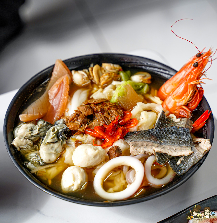 彭家飯湯 古早味飯湯 海鮮飯湯 紅蟳 川燙 新鮮 海鮮 生魚片 雲林美食 必吃 純樸