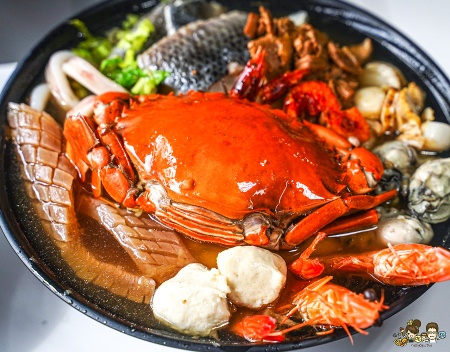 彭家飯湯 古早味飯湯 海鮮飯湯 紅蟳 川燙 新鮮 海鮮 生魚片 雲林美食 必吃 純樸