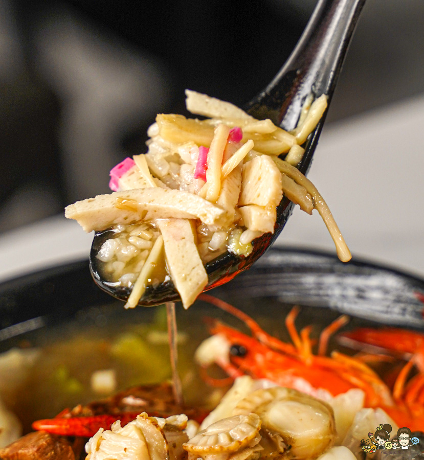 彭家飯湯 古早味飯湯 海鮮飯湯 紅蟳 川燙 新鮮 海鮮 生魚片 雲林美食 必吃 純樸