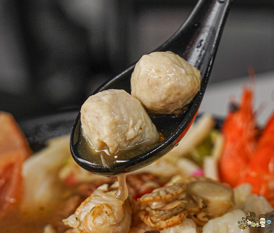 彭家飯湯 古早味飯湯 海鮮飯湯 紅蟳 川燙 新鮮 海鮮 生魚片 雲林美食 必吃 純樸