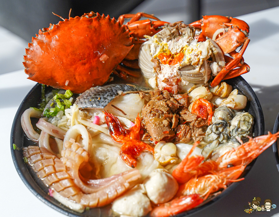 彭家飯湯 古早味飯湯 海鮮飯湯 紅蟳 川燙 新鮮 海鮮 生魚片 雲林美食 必吃 純樸