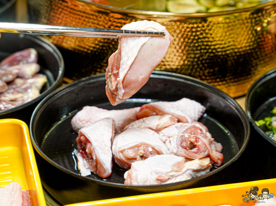 土雞下山 TAIMU 首創 鍋物 吃到飽 自助吧 土雞 高雄 全台第一間 土雞鍋物吃到飽