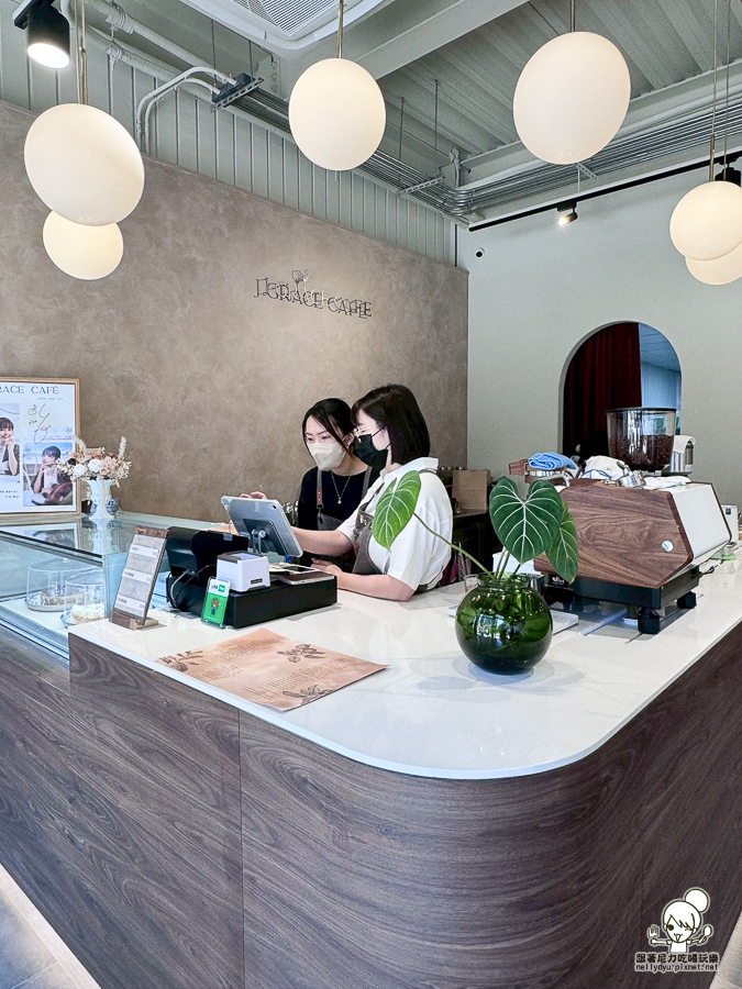 典咖啡 網美咖啡 仁武咖啡 仁武早午餐 高雄咖啡廳 典·咖啡—仁武店 約會 Grace Café