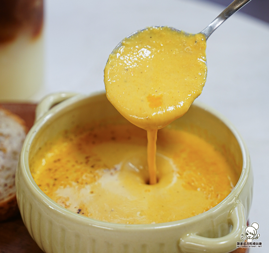 典咖啡 網美咖啡 仁武咖啡 仁武早午餐 高雄咖啡廳 典·咖啡—仁武店 約會 Grace Café