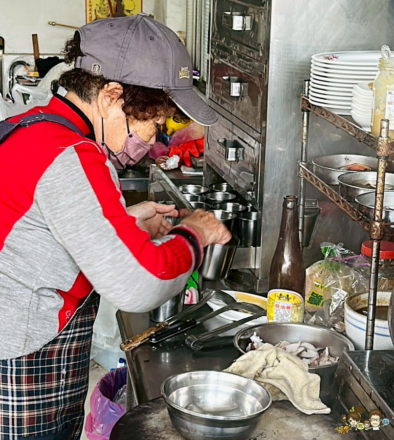 古早味 麵攤 蒸蛋湯 蒸蛋 傳統市場 地獄殿旁無名阿嬤麵店