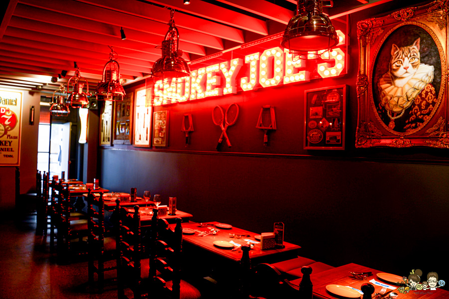 冒煙的喬 餐酒館 美術館 凹子底 聚餐 牛小排 煙燻 美墨 包廂 小酌 紅酒 葡萄酒 高雄餐酒館 