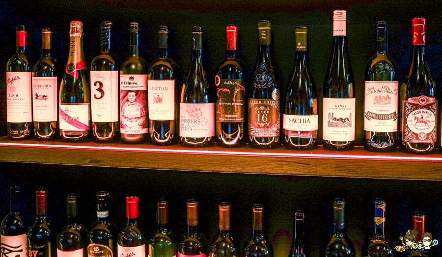 冒煙的喬 餐酒館 美術館 凹子底 聚餐 牛小排 煙燻 美墨 包廂 小酌 紅酒 葡萄酒 高雄餐酒館 