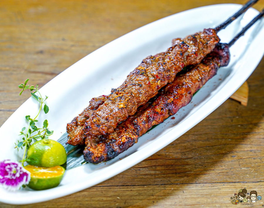 冒煙的喬 餐酒館 美術館 凹子底 聚餐 牛小排 煙燻 美墨 包廂 小酌 紅酒 葡萄酒 高雄餐酒館 