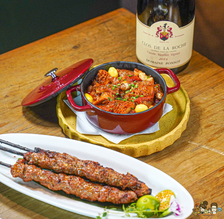 冒煙的喬 餐酒館 美術館 凹子底 聚餐 牛小排 煙燻 美墨 包廂 小酌 紅酒 葡萄酒 高雄餐酒館 