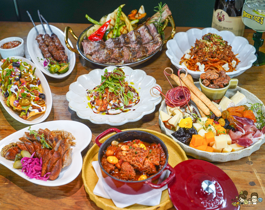 冒煙的喬 餐酒館 美術館 凹子底 聚餐 牛小排 煙燻 美墨 包廂 小酌 紅酒 葡萄酒 高雄餐酒館 