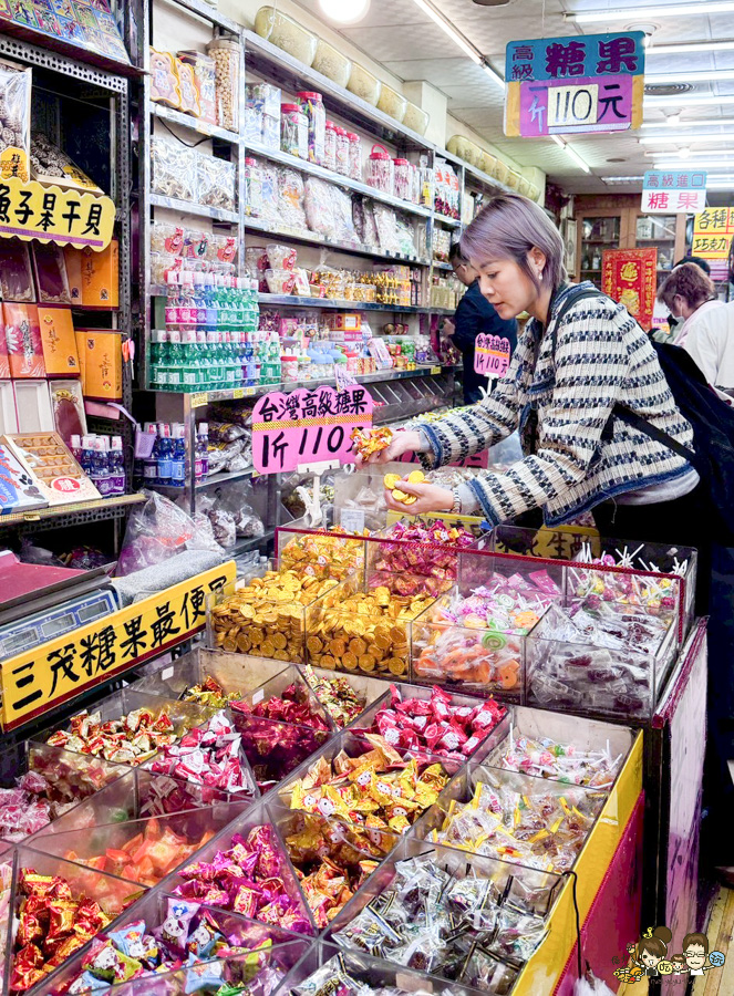 2026三鳳中街年貨大街 採買年貨 高雄年貨 乾貨 年貨 年味 燈飾 裝置