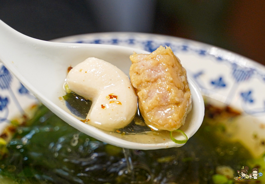 冒煙的喬 林厝麵舖 苓雅美食 工業風 用餐 中式 西式 特製 特色 獨家風味 藍帶主廚