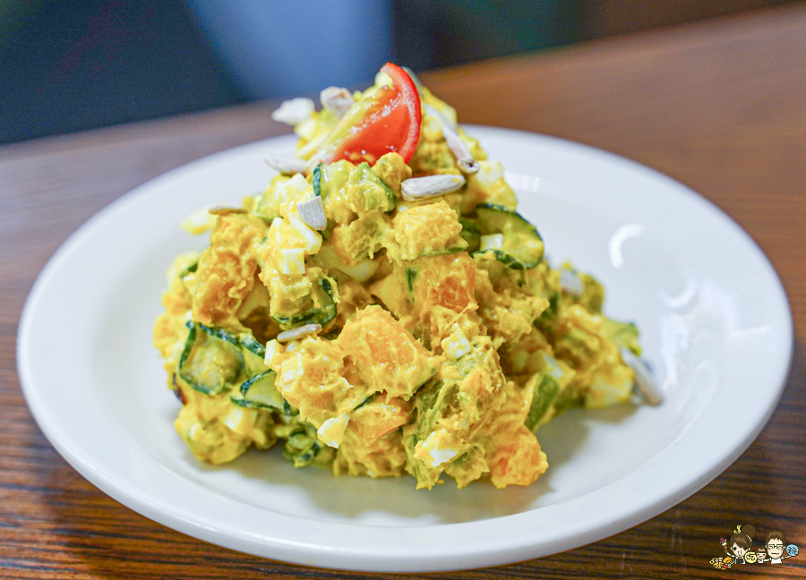 冒煙的喬 林厝麵舖 苓雅美食 工業風 用餐 中式 西式 特製 特色 獨家風味 藍帶主廚