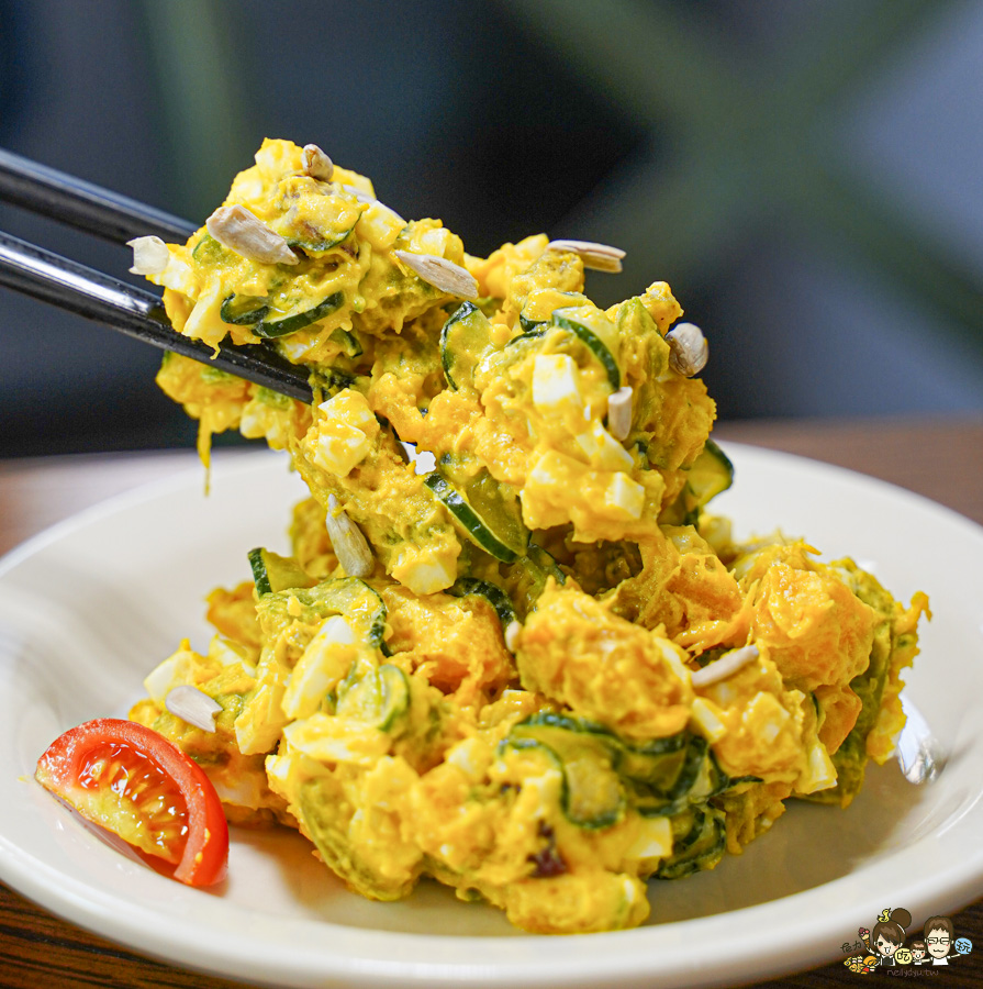 冒煙的喬 林厝麵舖 苓雅美食 工業風 用餐 中式 西式 特製 特色 獨家風味 藍帶主廚