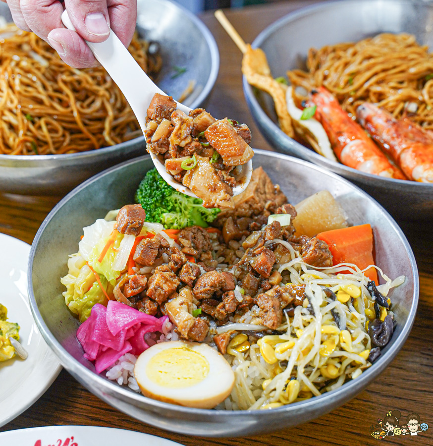 冒煙的喬 林厝麵舖 苓雅美食 工業風 用餐 中式 西式 特製 特色 獨家風味 藍帶主廚