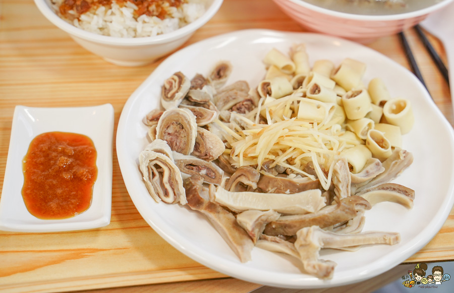  豬豬呷 DiDiJah 台畜 屏東美食 屏東西市場 市場美食 肉燥飯 豬肉 黑白切 新鮮 好停車