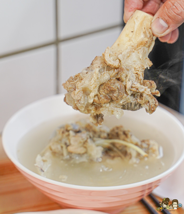  豬豬呷 DiDiJah 台畜 屏東美食 屏東西市場 市場美食 肉燥飯 豬肉 黑白切 新鮮 好停車