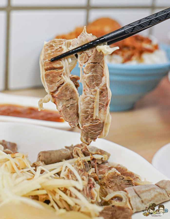  豬豬呷 DiDiJah 台畜 屏東美食 屏東西市場 市場美食 肉燥飯 豬肉 黑白切 新鮮 好停車