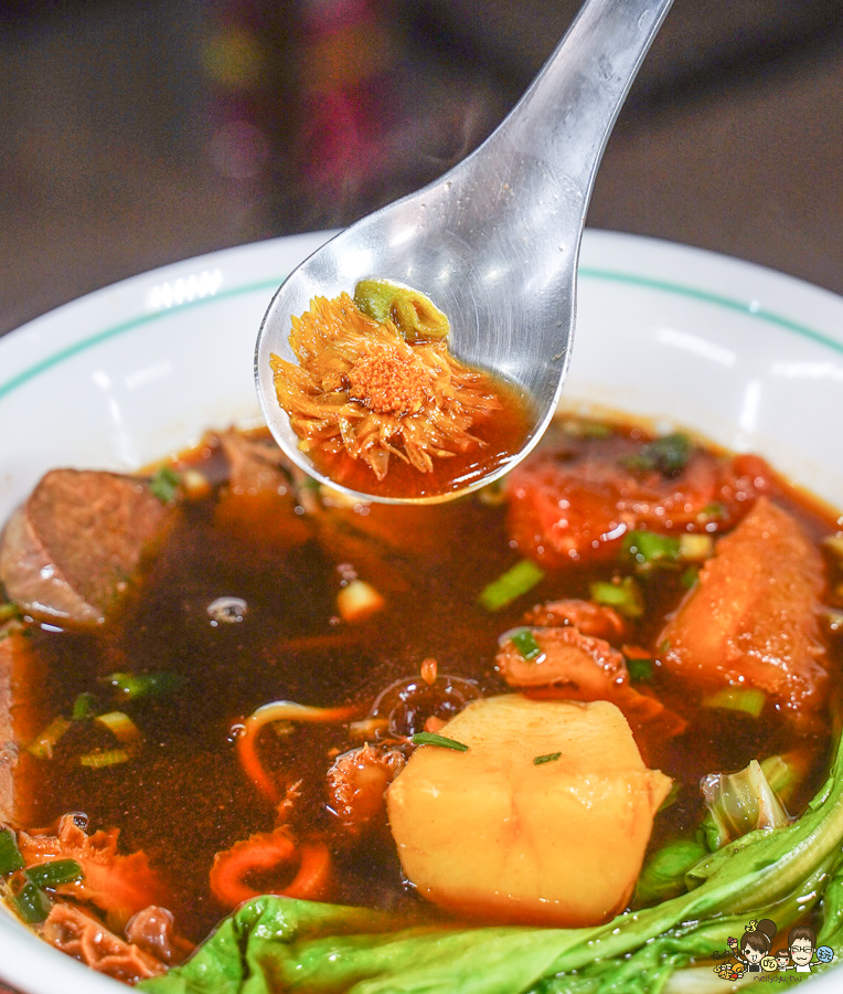 熊好呷牛肉麵 楠梓 牛肉麵 麵 聚餐 好吃 必吃 牛肉 魯味 獨家 獨門 紅燒 好停車