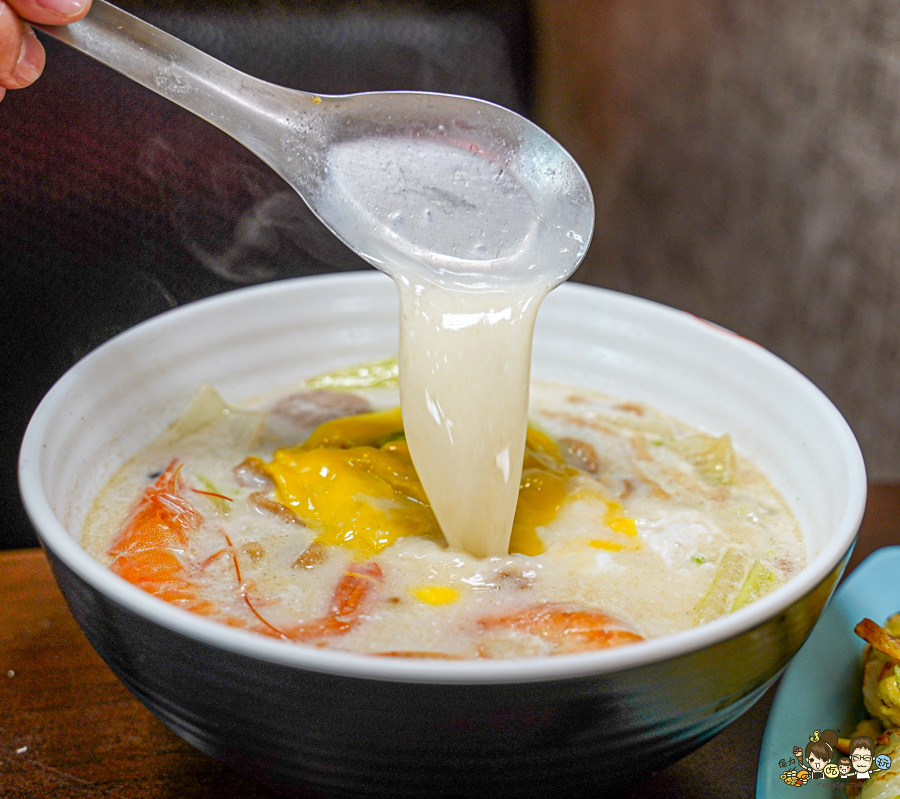 早頓加蛋 蛋餅 黃金蛋餅 粉漿蛋餅 麵糊蛋餅 脆皮蛋餅 包子饅頭 鍋燒意麵 鐵板麵 好吃 平價早餐 