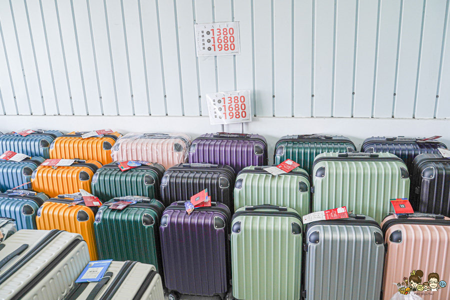 台南行李箱 安南 必買 好逛好買好便宜 休閒 旅遊 行李箱 禾雅 萬國