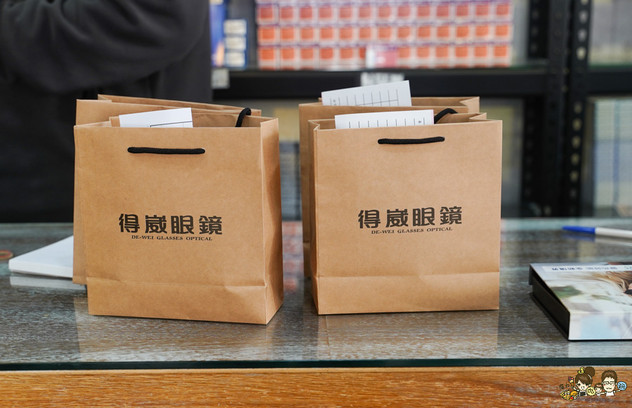  Dewei 得崴眼鏡 醉便宜 高雄 配眼鏡 眼鏡行推薦 平價 買一送一