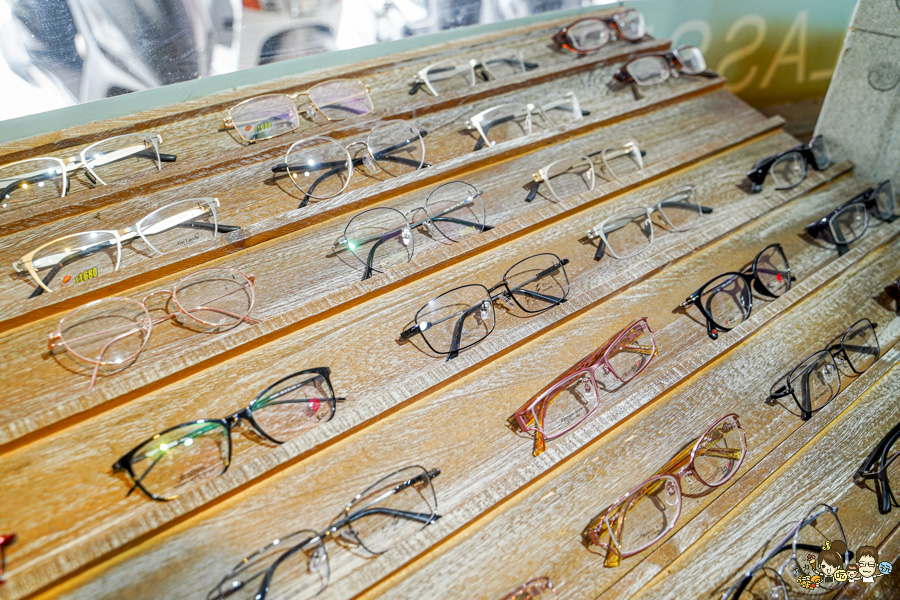  Dewei 得崴眼鏡 醉便宜 高雄 配眼鏡 眼鏡行推薦 平價 買一送一