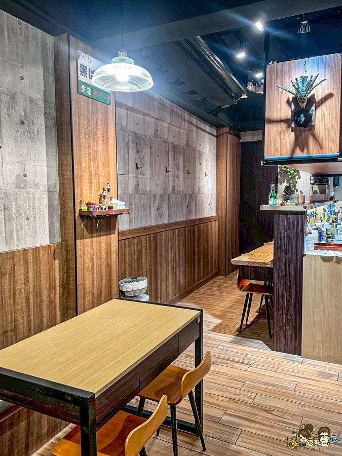  ラーメン麵柒八 鳳山拉麵 高雄拉麵 日式拉麵 必吃 排隊 好吃 最強 宵夜 鳳山夜市