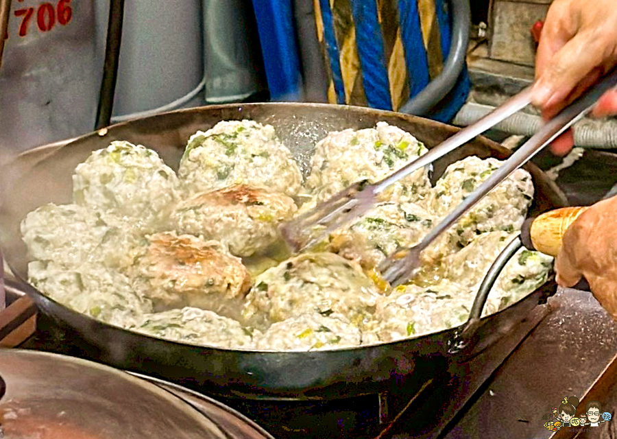 高雄第一豆漿燒餅堡 鼓山美食 鼓山早餐 漢堡 手工豬肉排 特製 獨家 