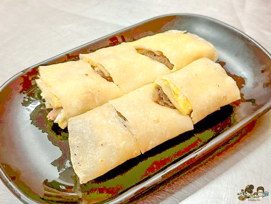 高雄第一豆漿燒餅堡 鼓山美食 鼓山早餐 漢堡 手工豬肉排 特製 獨家 