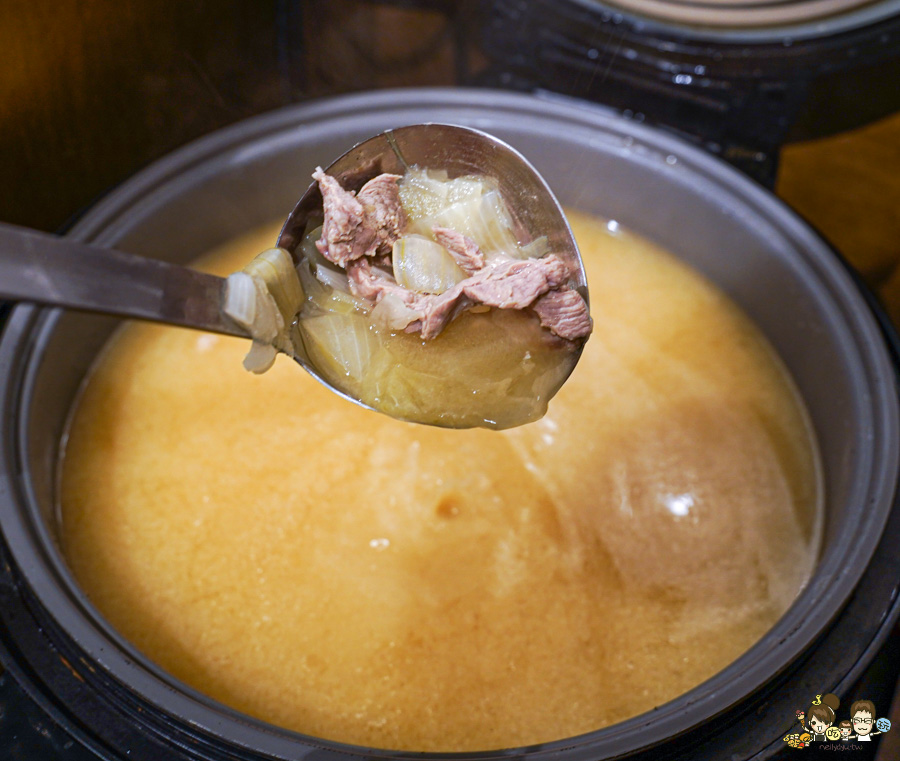 鋒勝豚王豬排亭 楠梓 炸豬排 牛肉 唐揚雞 聚餐 台積電 日式 後勁夜市旁 美食 高雄必吃 