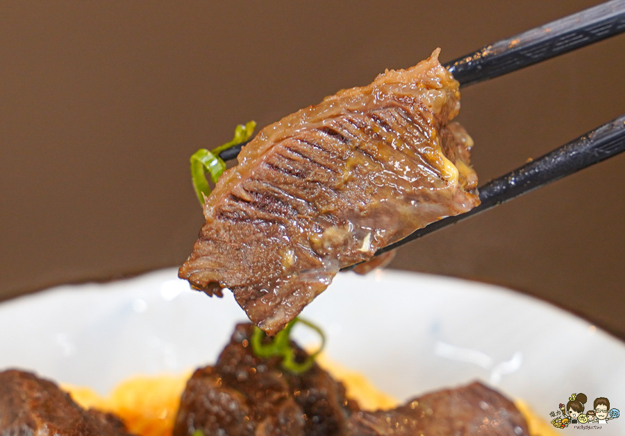 鋒勝豚王豬排亭 楠梓 炸豬排 牛肉 唐揚雞 聚餐 台積電 日式 後勁夜市旁 美食 高雄必吃 