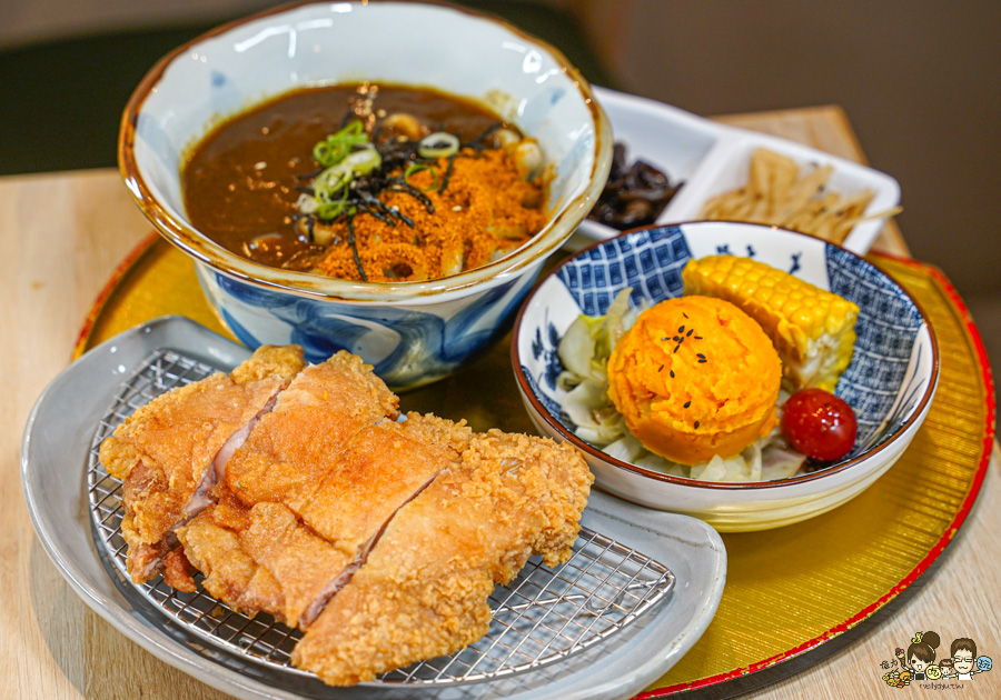 鋒勝豚王豬排亭 楠梓 炸豬排 牛肉 唐揚雞 聚餐 台積電 日式 後勁夜市旁 美食 高雄必吃 