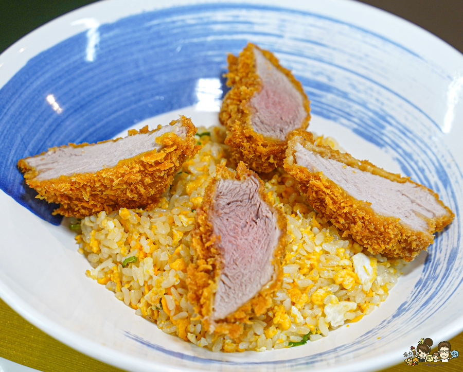 鋒勝豚王豬排亭 楠梓 炸豬排 牛肉 唐揚雞 聚餐 台積電 日式 後勁夜市旁 美食 高雄必吃 