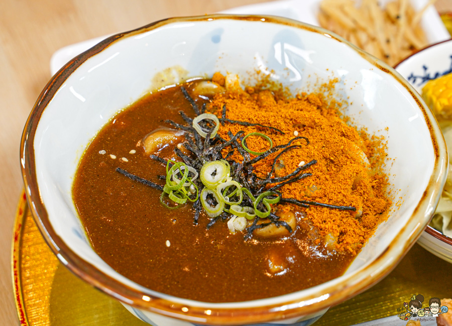 鋒勝豚王豬排亭 楠梓 炸豬排 牛肉 唐揚雞 聚餐 台積電 日式 後勁夜市旁 美食 高雄必吃 