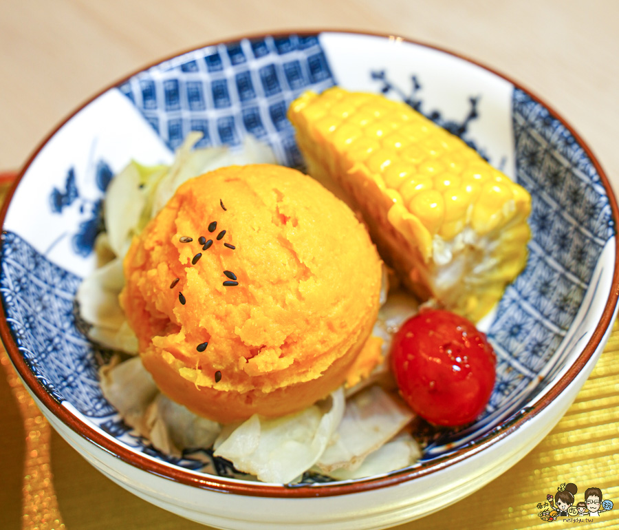 鋒勝豚王豬排亭 楠梓 炸豬排 牛肉 唐揚雞 聚餐 台積電 日式 後勁夜市旁 美食 高雄必吃 