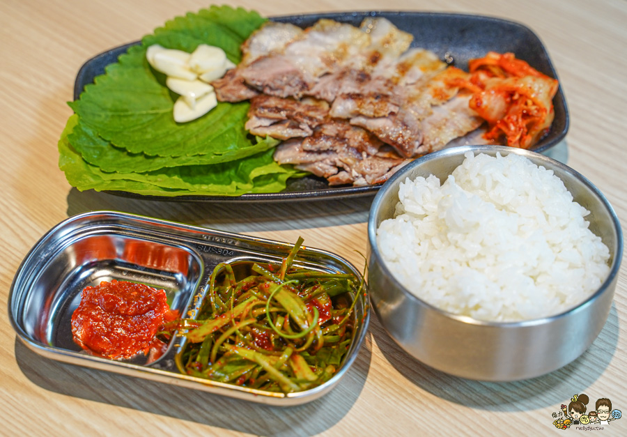 Bonchon本村韓食炸雞 招牌蒜醬 經典洋釀 秘製香辣 大立百貨 韓式炸雞 韓式料理 釜山 美食 KPOP