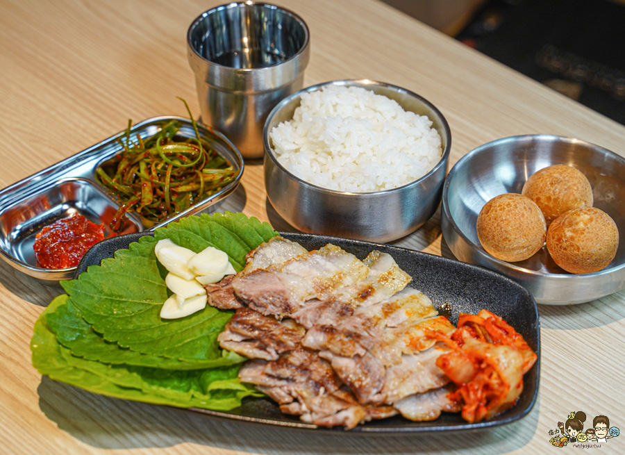 Bonchon本村韓食炸雞 招牌蒜醬 經典洋釀 秘製香辣 大立百貨 韓式炸雞 韓式料理 釜山 美食 KPOP