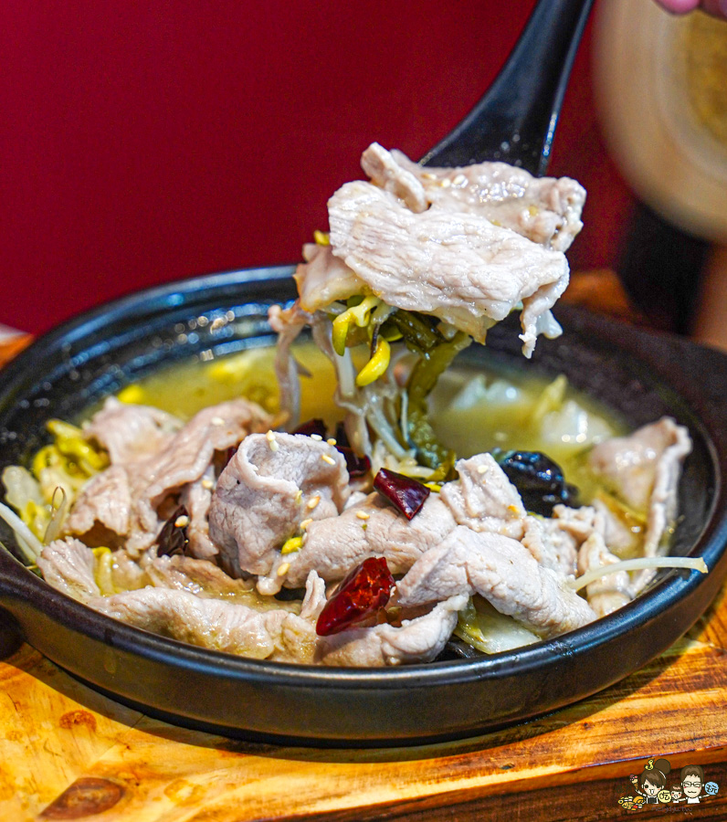 仁武第一間黃燜雞 老濟南黃燜雞米飯 美食 必吃 砂鍋 鍋物 乾鍋 好吃 推薦 仁武美食 必吃 南洋