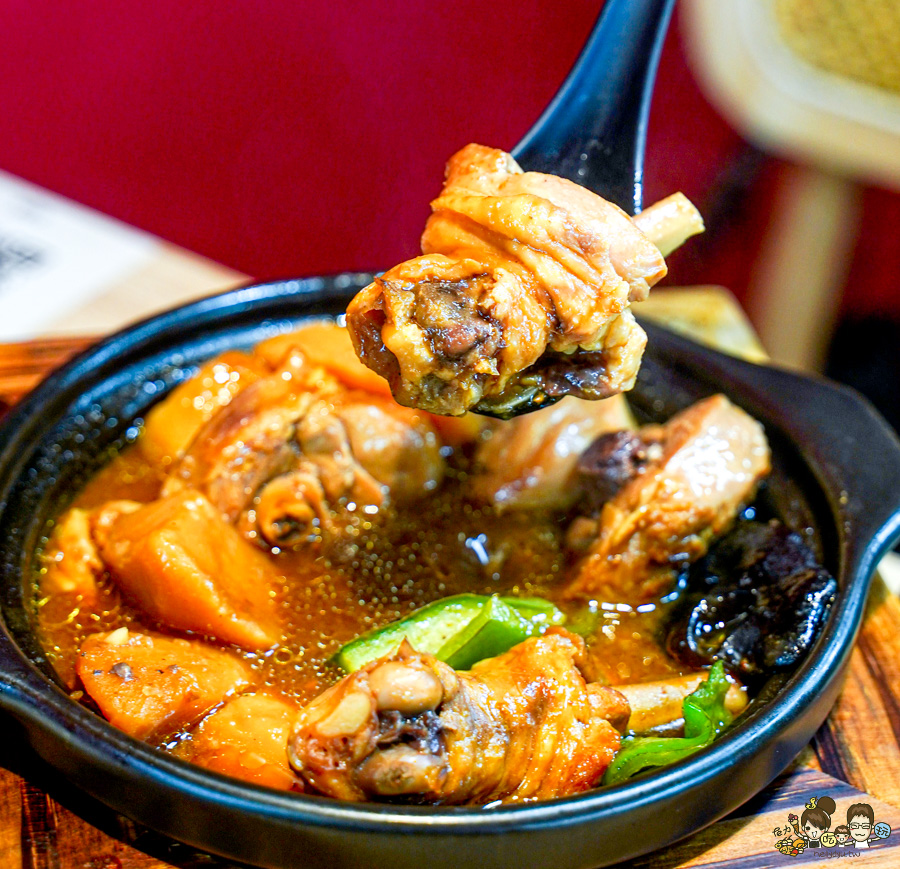 仁武第一間黃燜雞 老濟南黃燜雞米飯 美食 必吃 砂鍋 鍋物 乾鍋 好吃 推薦 仁武美食 必吃 南洋