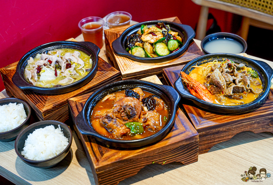 仁武第一間黃燜雞 老濟南黃燜雞米飯 美食 必吃 砂鍋 鍋物 乾鍋 好吃 推薦 仁武美食 必吃 南洋