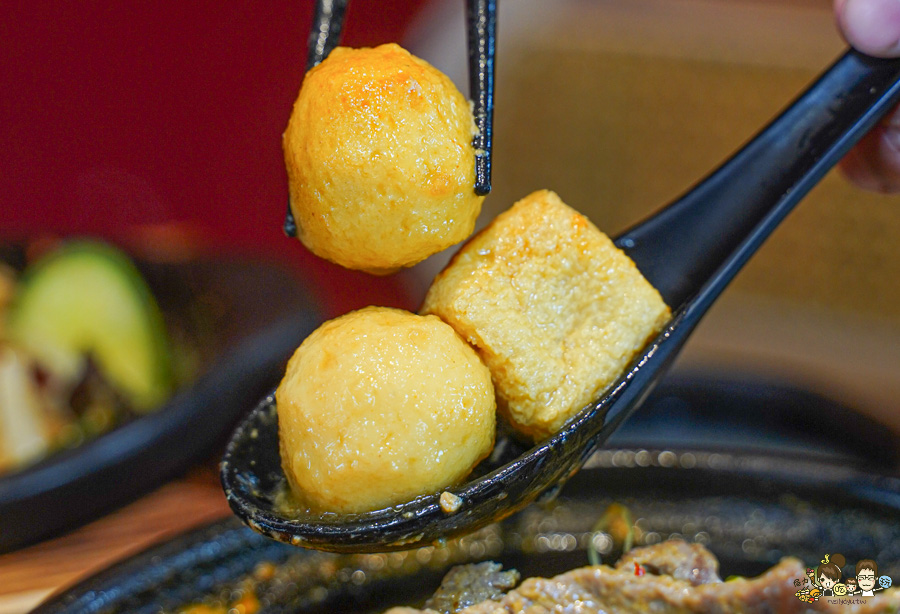 仁武第一間黃燜雞 老濟南黃燜雞米飯 美食 必吃 砂鍋 鍋物 乾鍋 好吃 推薦 仁武美食 必吃 南洋