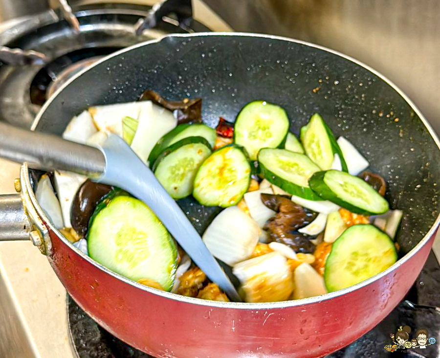 仁武第一間黃燜雞 老濟南黃燜雞米飯 美食 必吃 砂鍋 鍋物 乾鍋 好吃 推薦 仁武美食 必吃 南洋